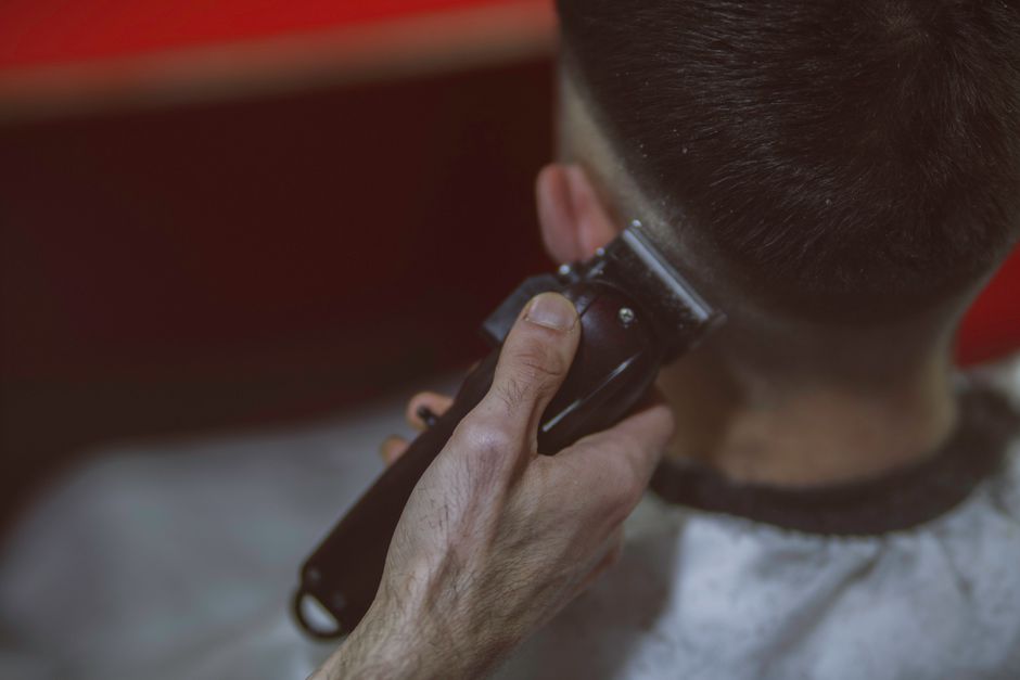 Práce barbera Vousario: fade střih